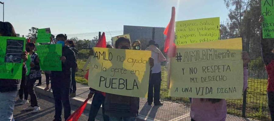 Acusa López Obrador que el PAN organiza las protestas en los estados que visita Acusa López Obrador que el PAN organiza las protestas en los estados que visita