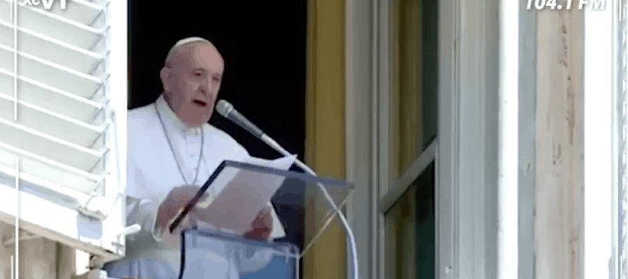 Da la bienvenida el Papa a peregrinos del mundo que se congregaron en la plaza de San Pedro