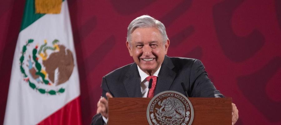 Por facturas falsas se dejaba de recaudar 30 por ciento de los ingresos del gobierno federal, acusa el presidente Por facturas falsas se dejaba de recaudar 30 por ciento de los ingresos del gobierno federal, acusa el presidente