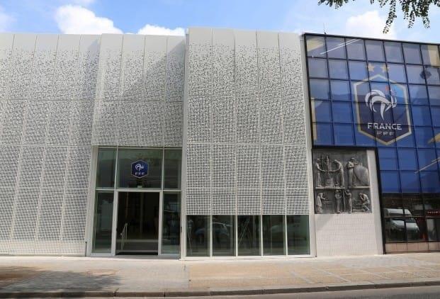 Copa de Francia contará con 5 mil aficionados en julio: FFF