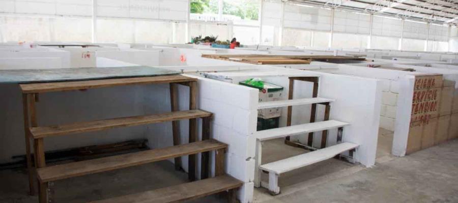 Se instalan pocos locatarios en nuevo Tianguis de Casa Blanca… sin luz eléctrica