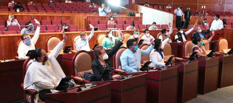 En Oaxaca, castigarán hasta con 4 años de cárcel el acoso sexual, incluidos piropos y silbidos En Oaxaca, castigarán hasta con 4 años de cárcel el acoso sexual, incluidos piropos y silbidos