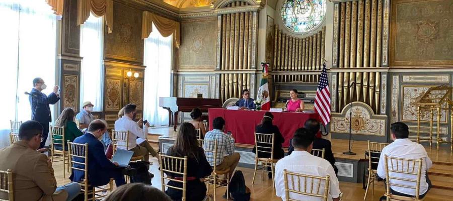 Agradece Martha Bárcena reconocimiento de Obrador al personal diplomático de la embajada Agradece Martha Bárcena reconocimiento de Obrador al personal diplomático de la embajada