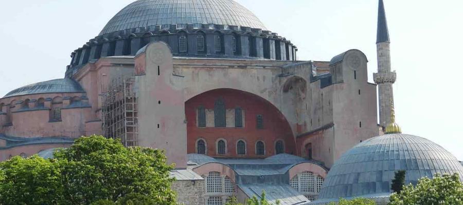 Lamenta Papa Francisco reconversión de basílica de Santa Sofía en mezquita Lamenta Papa Francisco reconversión de basílica de Santa Sofía en mezquita