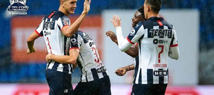 Turco Mohamed debuta a su hijo Shayr en Rayados