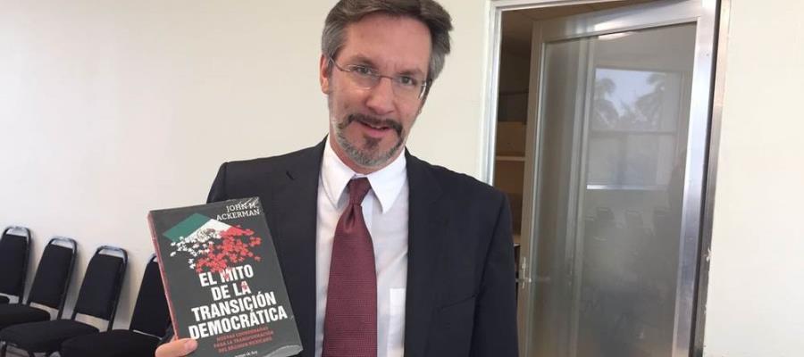 Pide consejo de la UNAM revisar programa de Ackerman por presunto sesgo político a favor de Morena