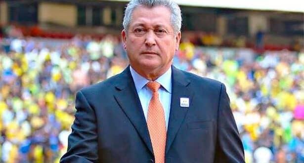 Vucetich sería la primera opción de Rayados tras el cese de Aguirre