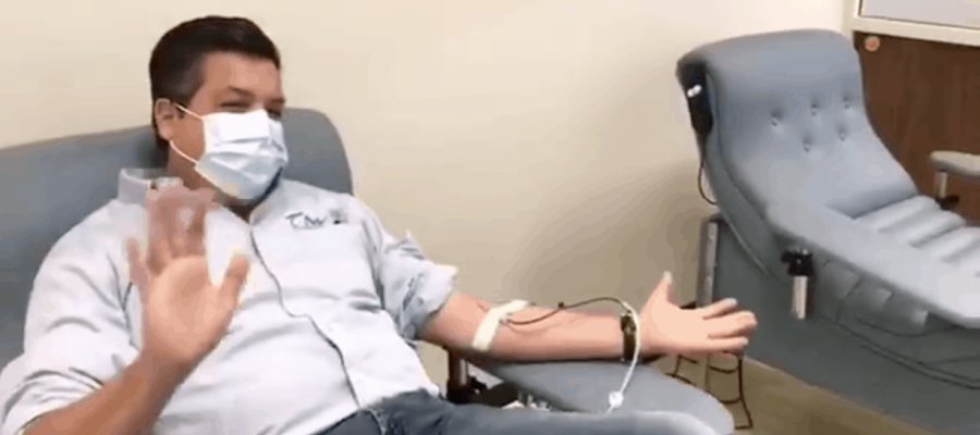Tras recuperarse de Covid-19, gobernador de Tamaulipas dona plasma para pacientes graves Tras recuperarse de Covid-19, gobernador de Tamaulipas dona plasma para pacientes graves