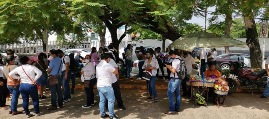 Cumplen maestros su advertencia; denuncian ante la FGE presunta corrupción en la SETAB