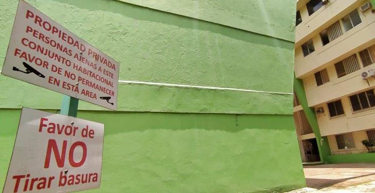 Instalan cámaras, lámparas y carteles para alejar a personas extrañas de Los Ríos