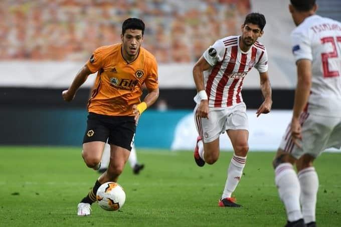 Raúl Jiménez, el segundo mejor anotador mexicano en una temporada en Europa