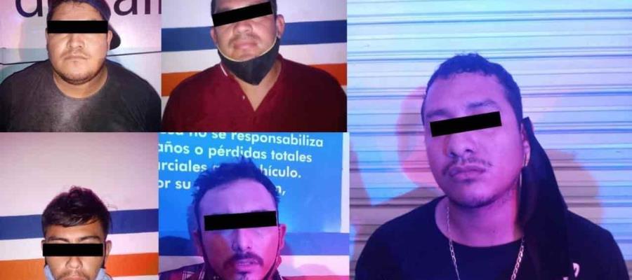 Aprehenden a 5 sujetos en la carretera a Nacajuca... les decomisan armas de fuego