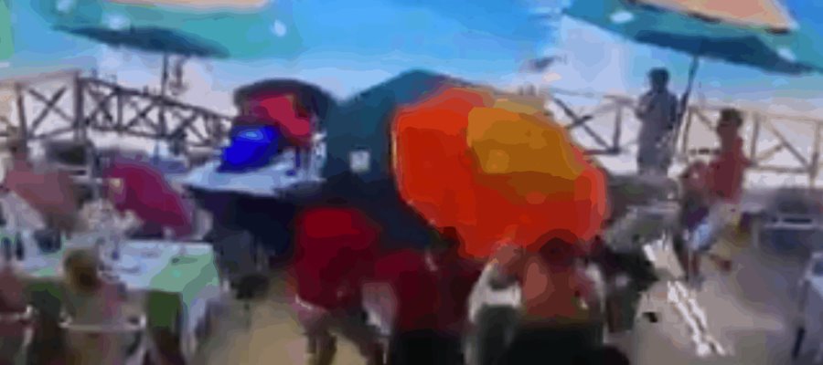 Hospitalizan a vendedora de artesanías en Los Cabos, tras ser atropellada por moto acuática