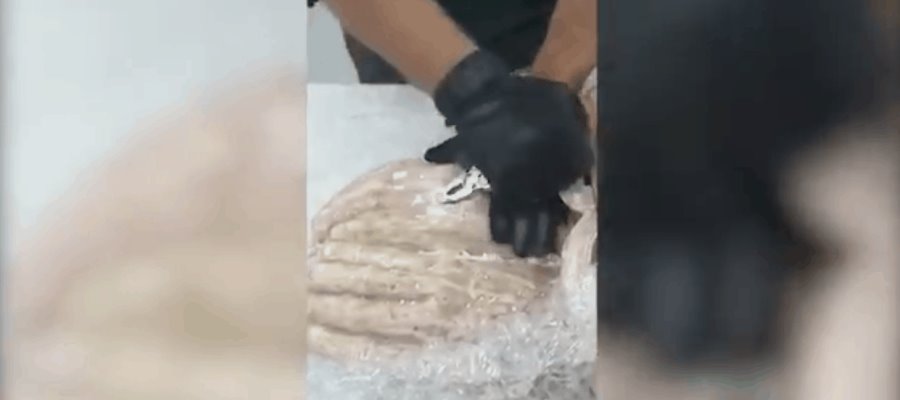 Asegura la Guardia Nacional aparente droga “crystal”, escondida en escultura religiosa, en Querétaro Asegura la Guardia Nacional aparente droga “crystal”, escondida en escultura religiosa, en Querétaro