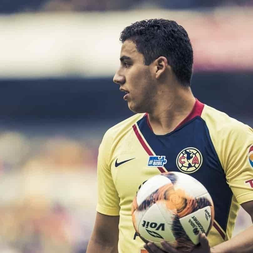 Jorge Sánchez da positivo a COVID-19 en el América