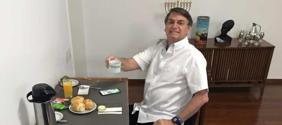 Exonera el 47% de los brasileños a Bolsonaro de la responsabilidad de las muertes por COVID-19 en el país, revela encuesta