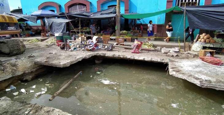 Destrozadas se encuentran calles de Macuspana por obras sin avances