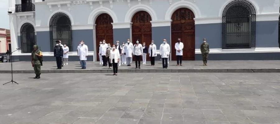 Continúa “Toque de silencio” en Tabasco en honor a quienes han perdido la batalla contra el coronavirus