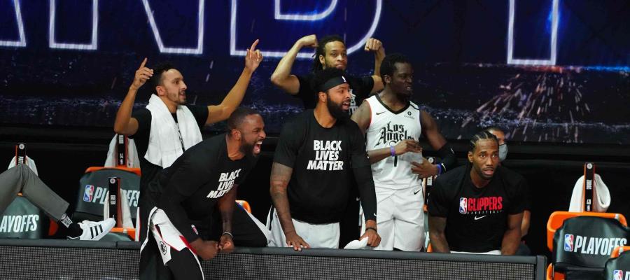 NBA acuerda reanudar playoffs hoy sábado