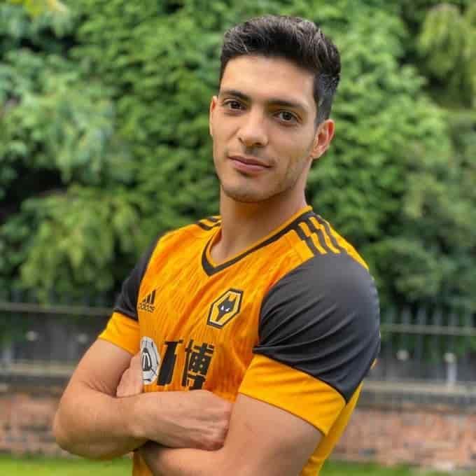 Premian a Raúl Jiménez con medalla ‘Melchor Ocampo’ en Tepeji