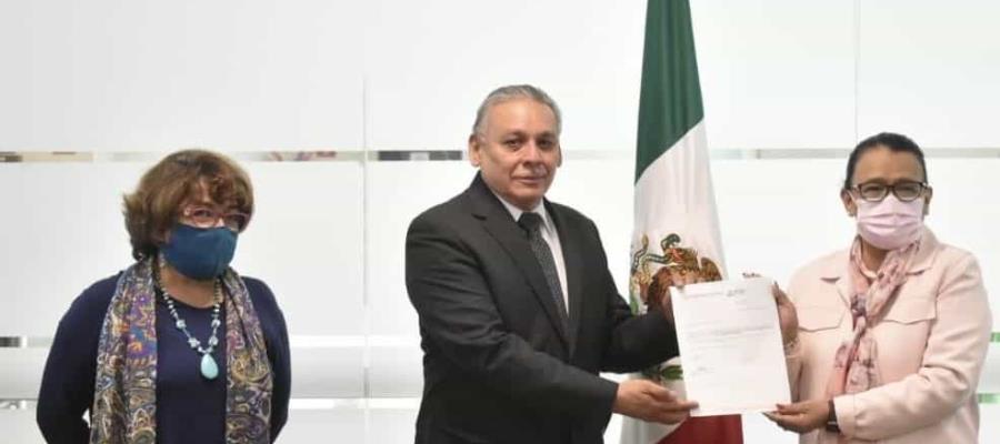 Designan a Vicealmirante Gregorio Martínez nuevo titular de API Dos Bocas