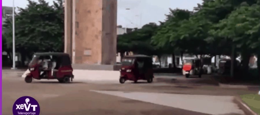 Pochimovilistas de Paraíso vuelven a manifestarse ante anuncio de que los vigilará la Guardia Nacional Pochimovilistas de Paraíso vuelven a manifestarse ante anuncio de que los vigilará la Guardia Nacional