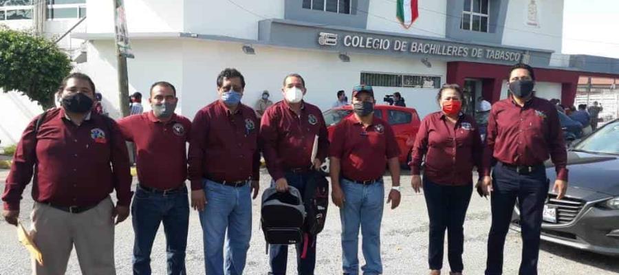 Denuncian trabajadores del COBATAB violación al contrato colectivo