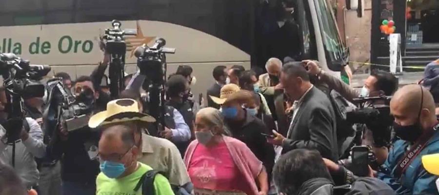 PGR de Peña Nieto ocultó restos que se hallaron en área donde se identificó en 2014 a uno de los 43, aseguran