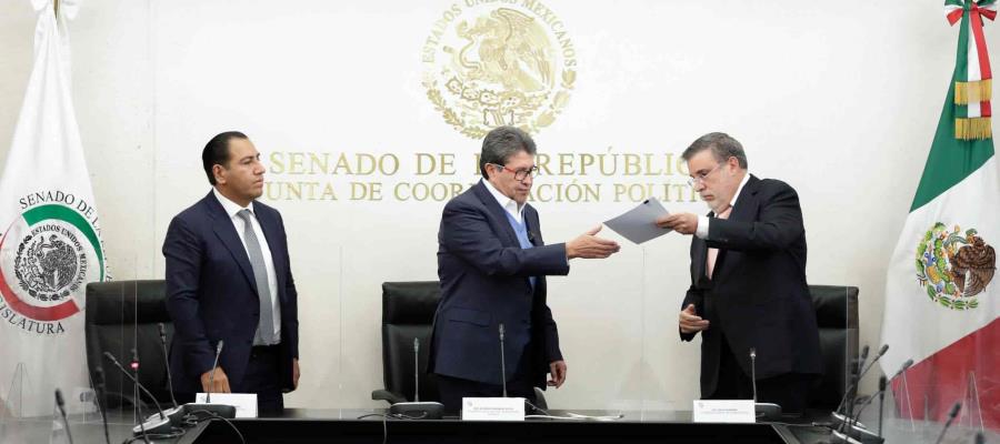 Formalizan ante el Senado petición de AMLO para realizar consulta sobre juicio a expresidentes Formalizan ante el Senado petición de AMLO para realizar consulta sobre juicio a expresidentes