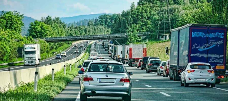 Extienden a enero restricciones en la frontera México-Estados Unidos