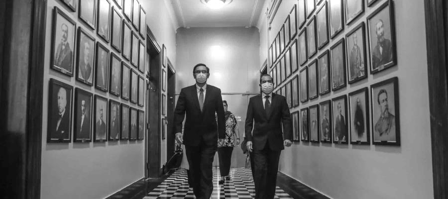 Hoy decidirá Tribunal Constitucional de Perú si destituye o no al presidente Martín Vizcarra, acusado de “incapacidad moral” Hoy decidirá Tribunal Constitucional de Perú si destituye o no al presidente Martín Vizcarra, acusado de “incapacidad moral”