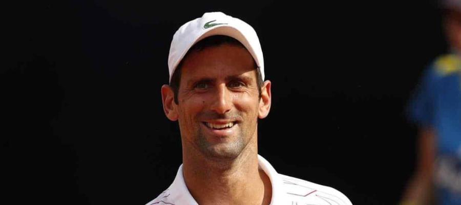 Djokovic vuelve a perder la cabeza, pero gana en Roma