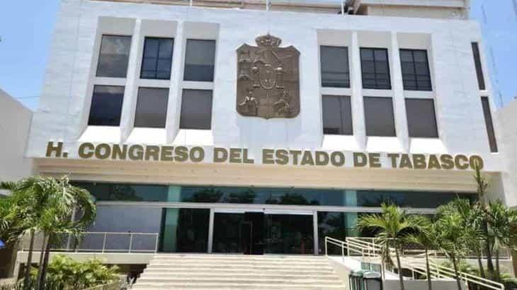 Modifican diputados formato de entrega para el 2do informe de AALH