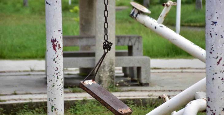 Juegos infantiles y canchas en parques de Villahermosa registran gran deterioro