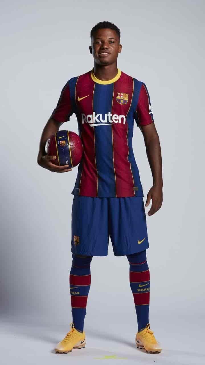 Ansu Fati, fuera por lesión de rodilla ante Betis