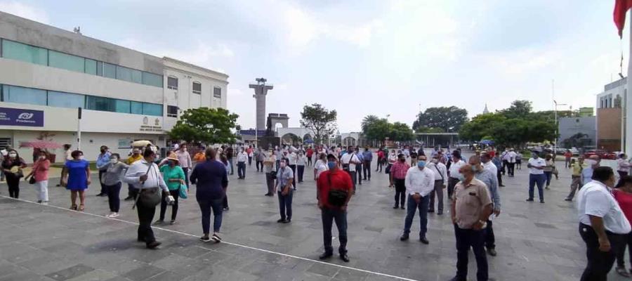 Pago de ISR de burócratas tiene empantanada negociación salarial con SUTSET: Gobernador Pago de ISR de burócratas tiene empantanada negociación salarial con SUTSET: Gobernador