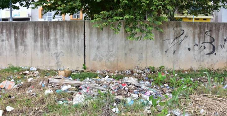 Margen del río Grijalva registra una gran cantidad de basura, hay hasta jeringas usadas
