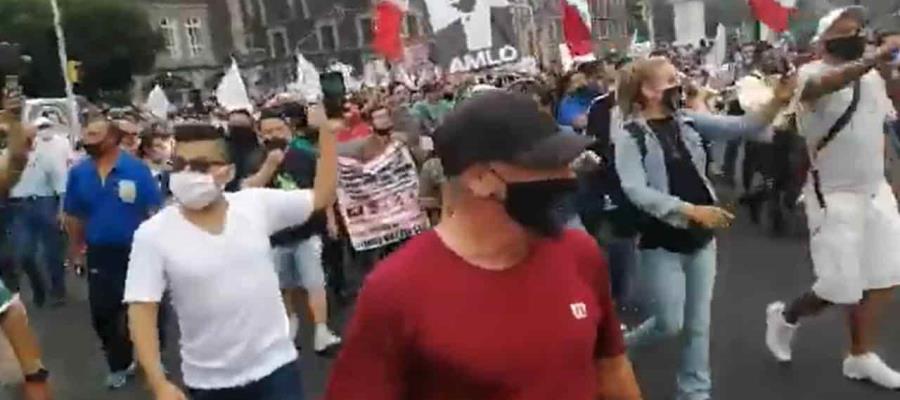 Marchan en apoyo de AMLO en la CDMX y llaman “plantón pedorro” a FRENAAA