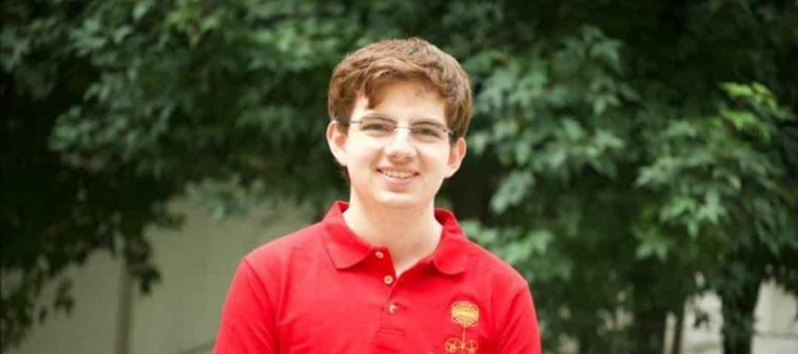 Joven mexicano gana medalla de oro en la Olimpiada Internacional de Matemáticas
