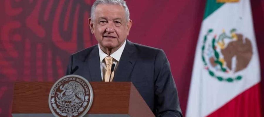 Afirma Andrés Manuel que se está rompiendo “pacto de silencio” en caso Ayotzinapa, tras aparición de mantas en Iguala