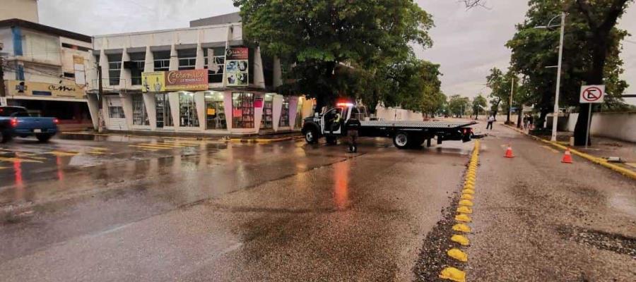 Cierran malecón de Villahermosa para evitar filtraciones