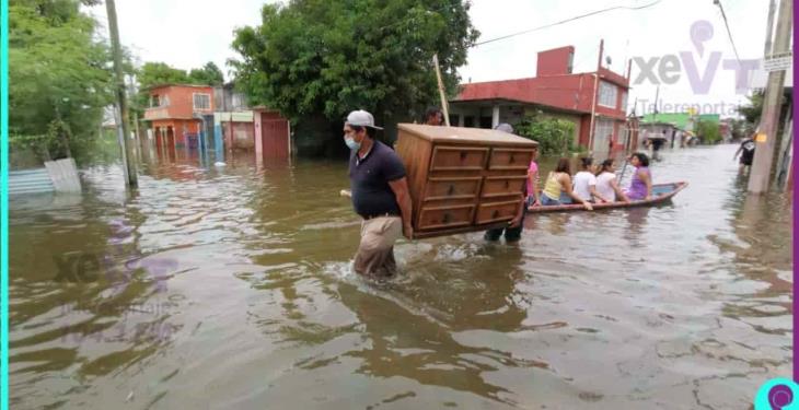 Lluvias mantienen anegada la col. Gaviotas Sur, Sector Valle Verde