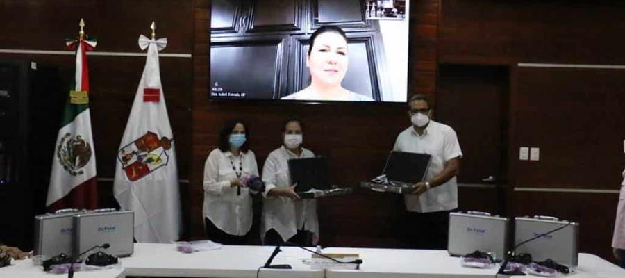 Donan videolaringoscopios y mascarillas de media cara a la Secretaría de Salud