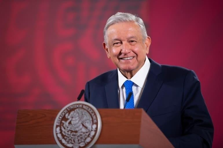 Reitera Andrés Manuel a servidores públicos que renuncien antes de finalizar octubre, si quieren ser candidatos