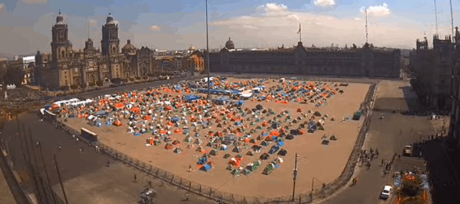 Pide Obrador a sus simpatizantes no caer en provocaciones y no meterse con el FRENAAA