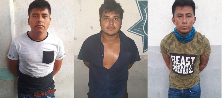 Capturan a sujetos que asaltaron un OXXO en Cárdenas; les decomisan armas