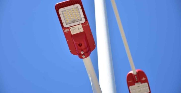 Estrena Circuito deportiva nuevas luminarias led