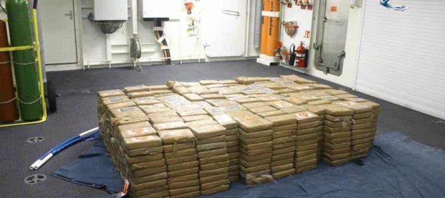 Detiene SEMAR a 7 por transportar más una tonelada de cocaína en costas de Colima
