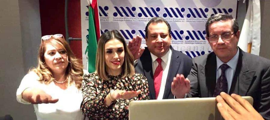 Rinde protesta el doctor tabasqueño, Alfonso Torres Urzola como presidente de la AMOP