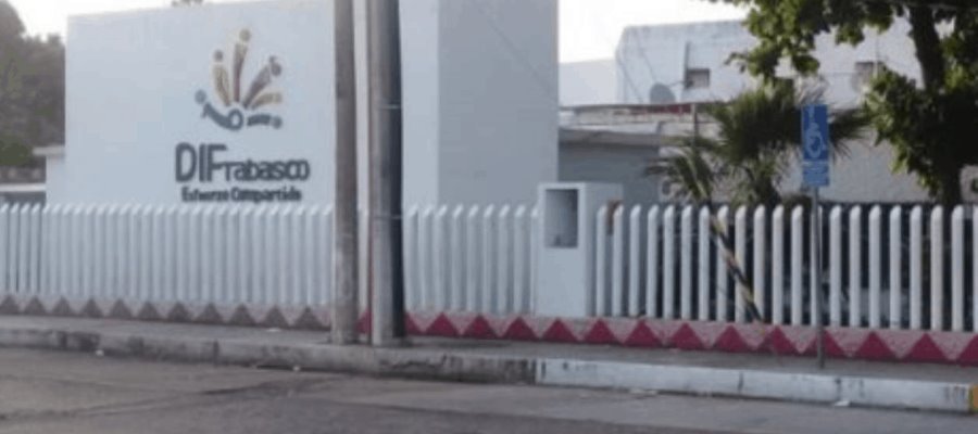 Exhorta Adán Augusto al OSFE a proceder contra responsables de malos manejos en cuenta pública 2018 del DIF estatal Exhorta Adán Augusto al OSFE a proceder contra responsables de malos manejos en cuenta pública 2018 del DIF estatal